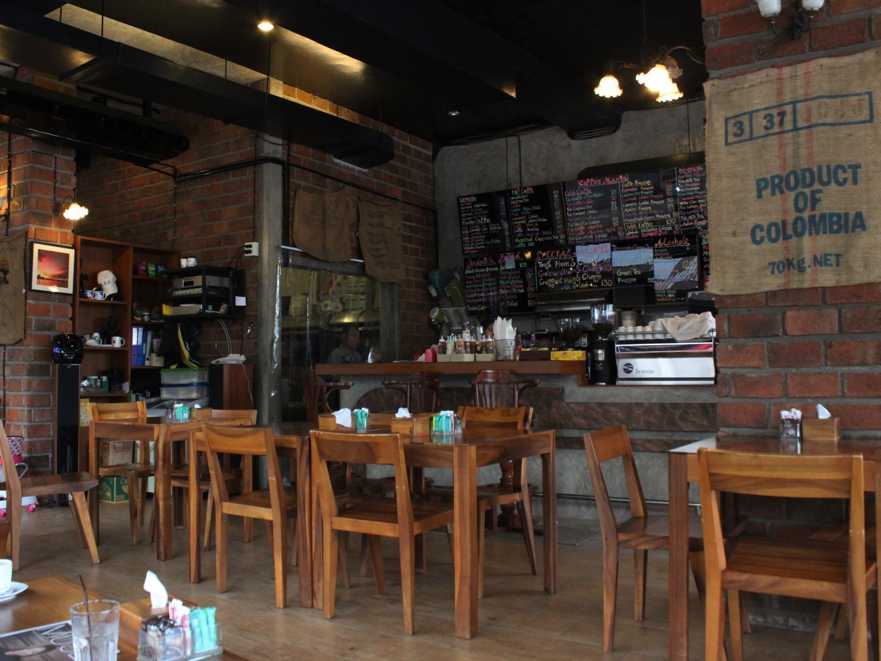 Coffee Mania House Phuket Exterior photo